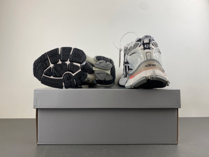 Ba1en*iaga Runner LED sneaker WRNLD 9012