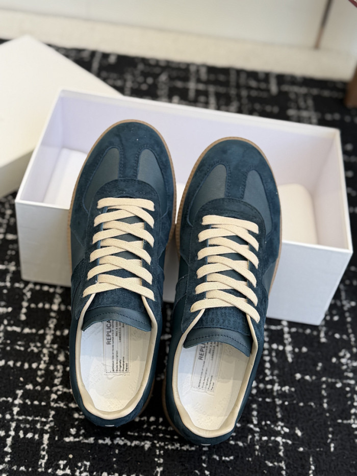 Ma1s0n Marg*e1a CALFSKIN S57WS0361