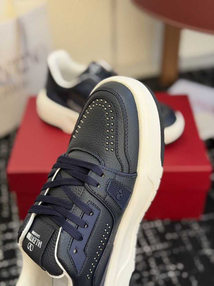 Va1e*ntin0 SNEAKERS VT054