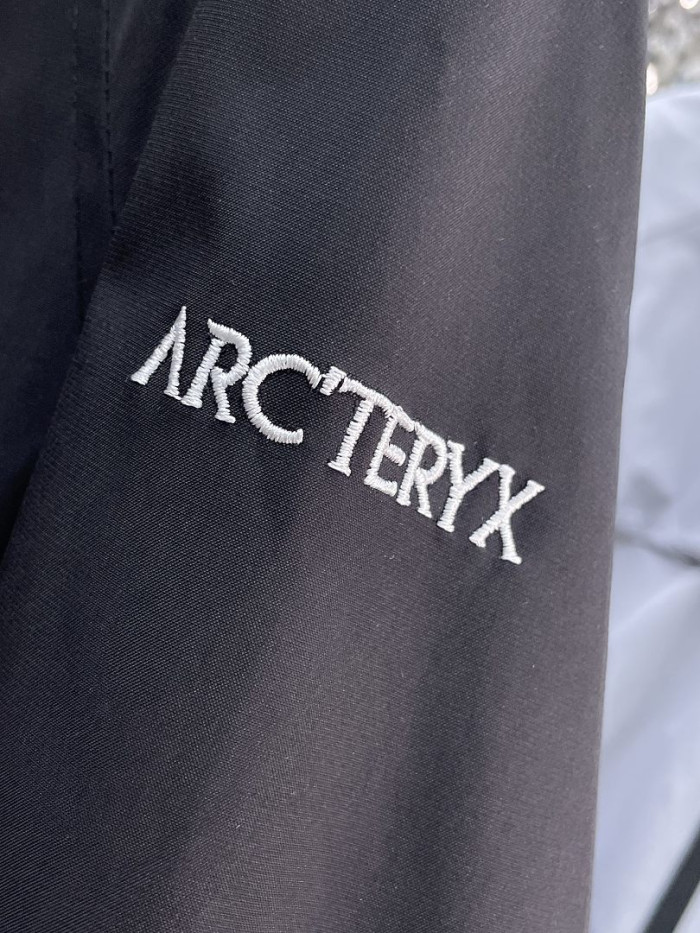 ARCTERYX JACKET AX14