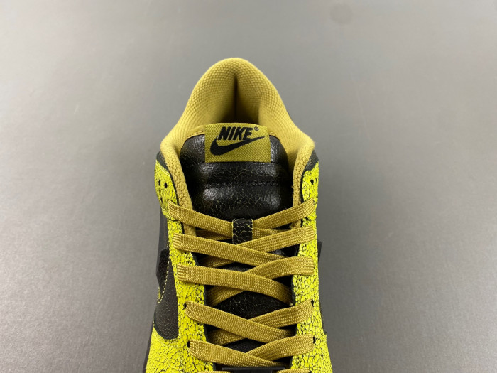 Nike Dunk Low QS Halloween Skull HV6103-300