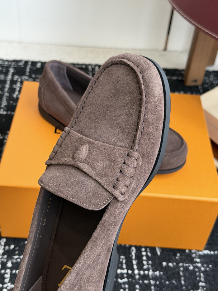 LV LOAFERS L0000844