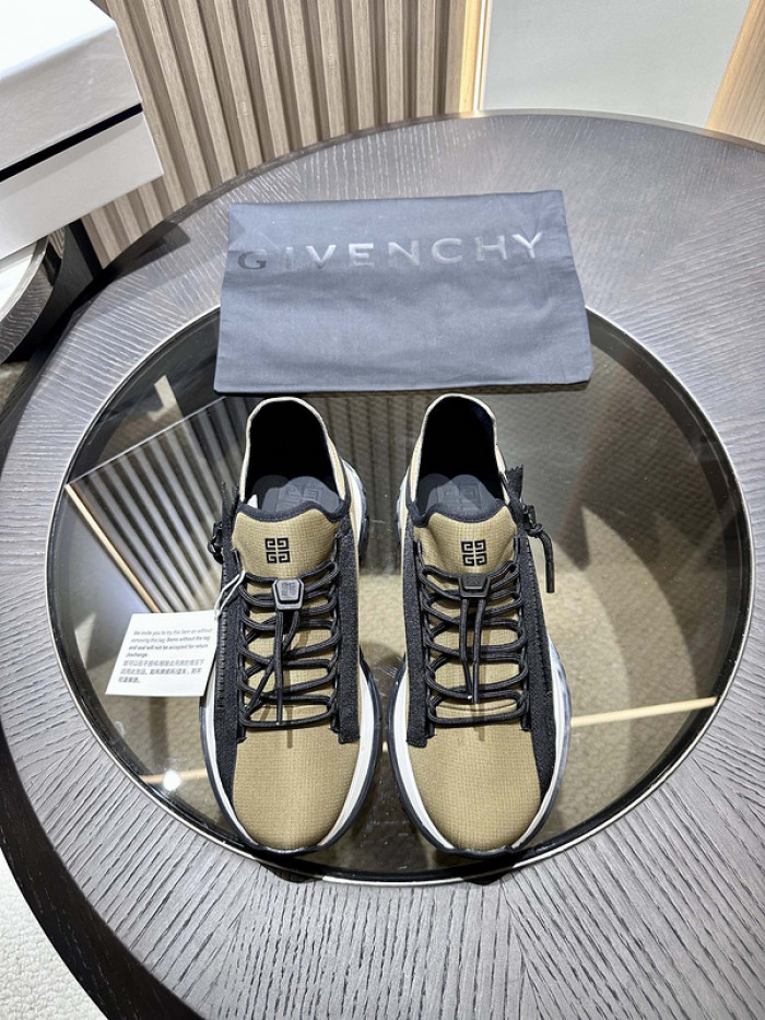 Givenchy Sneakers 660040