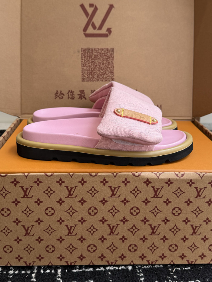 L&V sandal 270