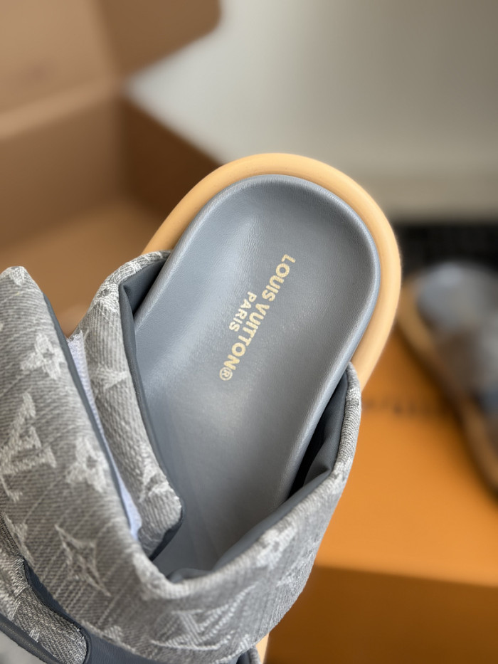 L&V sandal 255