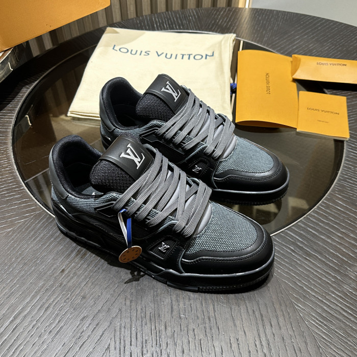 LV snekaers L0000684