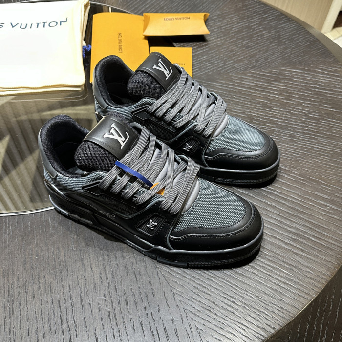 LV snekaers L0000684