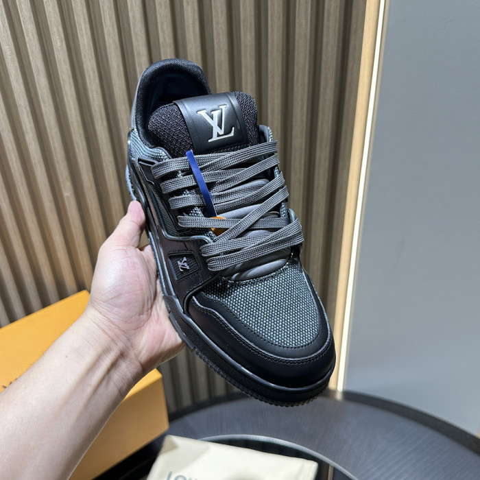 LV snekaers L0000684