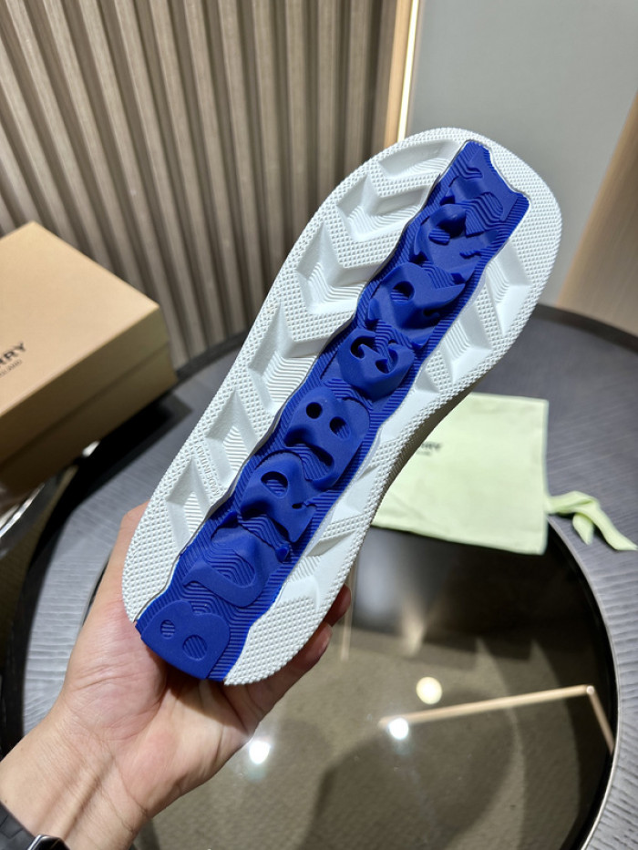 BUR*ERRY SHOES BBY86