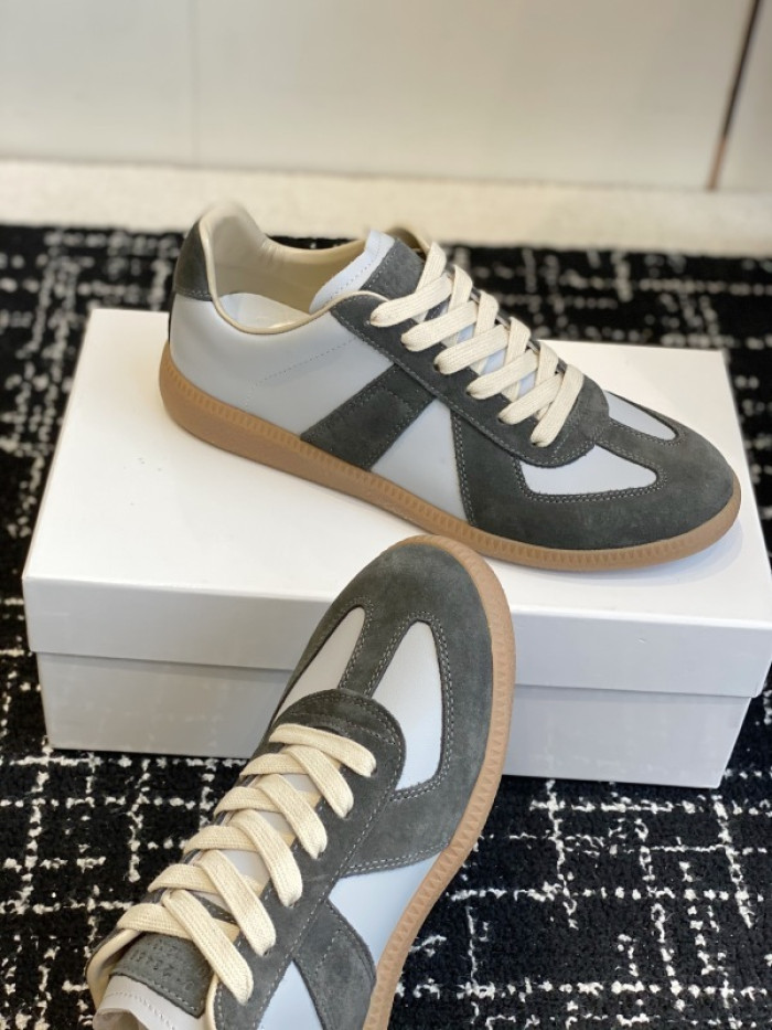 Ma1s0n Marg*e1a CALFSKIN S57WS0339