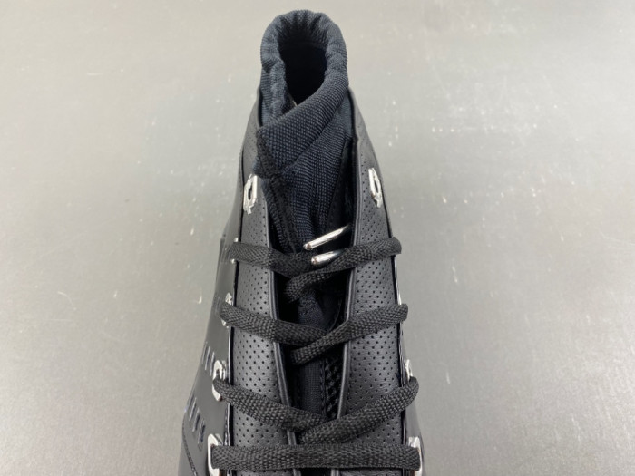 Air Jordan 17 “Black Patent” IV7640-001