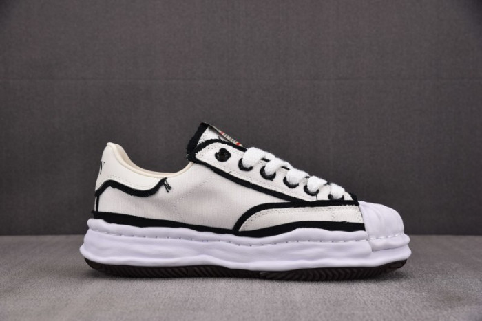 Ma1s0n MIHARA YASUHIRO SNEAKER MMYS84