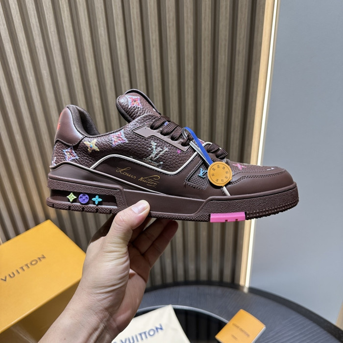 LV snekaers L0000736