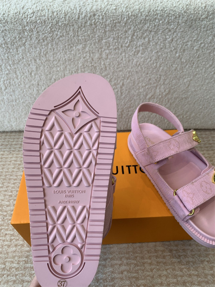 L&V sandal 204