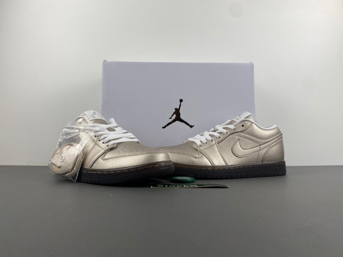 Air Jordan 1 Low SE “Metallic Zinc” HQ3529-099