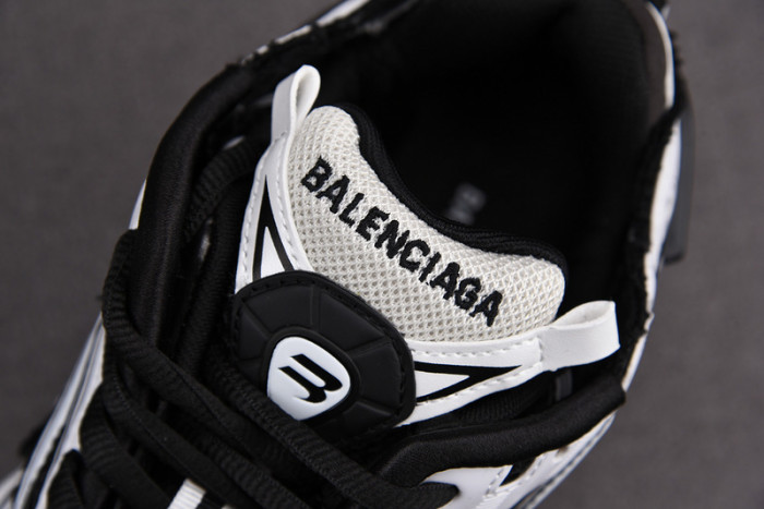 Balenciaga Runner sneaker W3RB2-9010