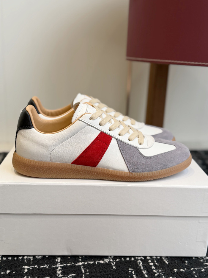 Ma1s0n Marg*e1a CALFSKIN S57WS0410