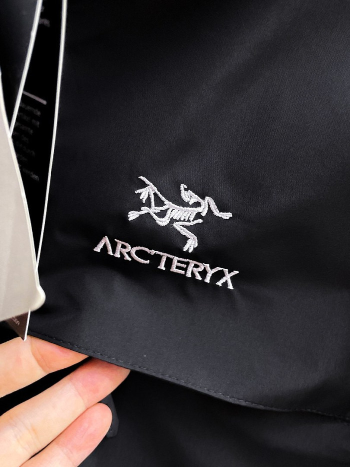 ARCTERYX JACKET AX15