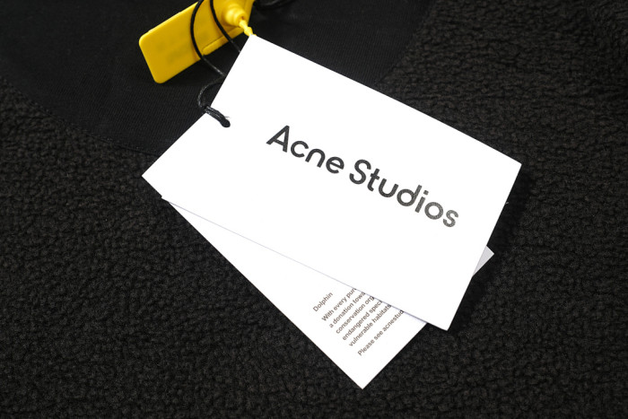 Acne Studios AS19
