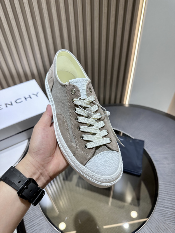 Givenchy Sneakers 660050