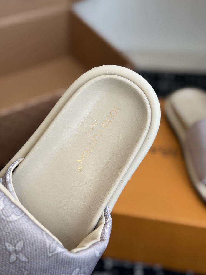 L&V sandal 259