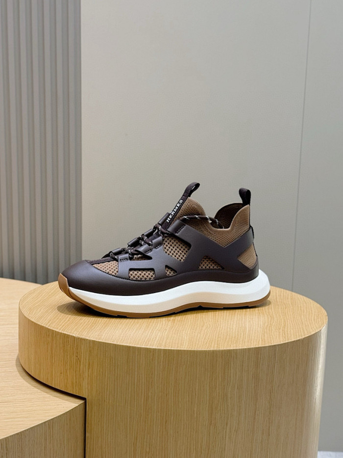 H**me5 sneakers HM106