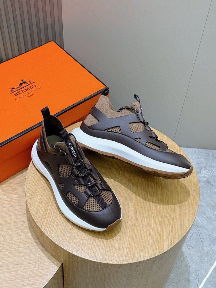 H**me5 sneakers HM106