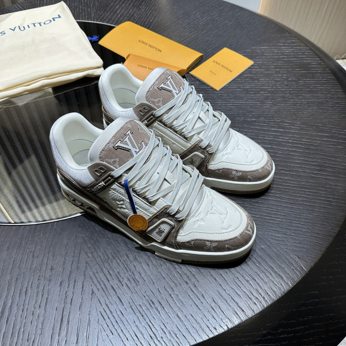 LV snekaers L0000682