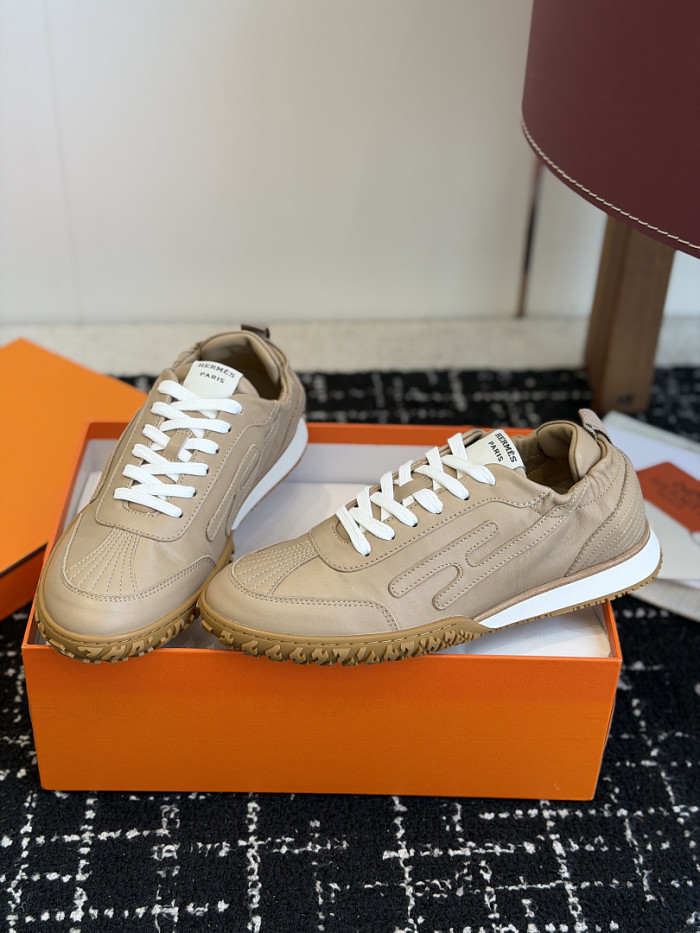 H**me5 sneakers HM115
