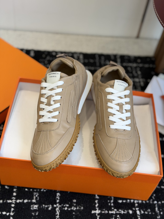 H**me5 sneakers HM115