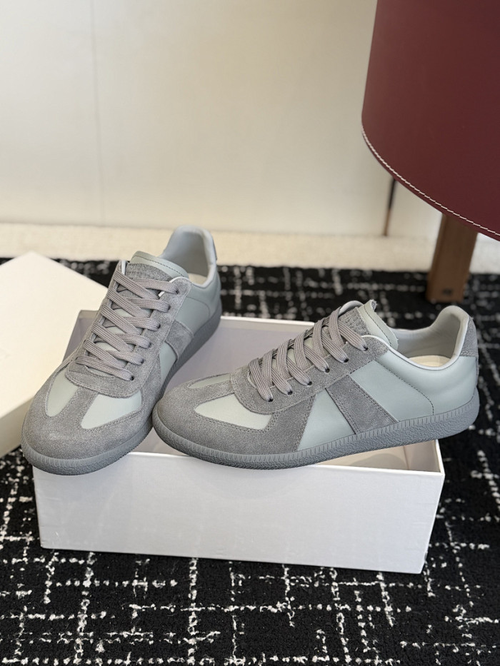 Ma1s0n Marg*e1a CALFSKIN S57WS0360