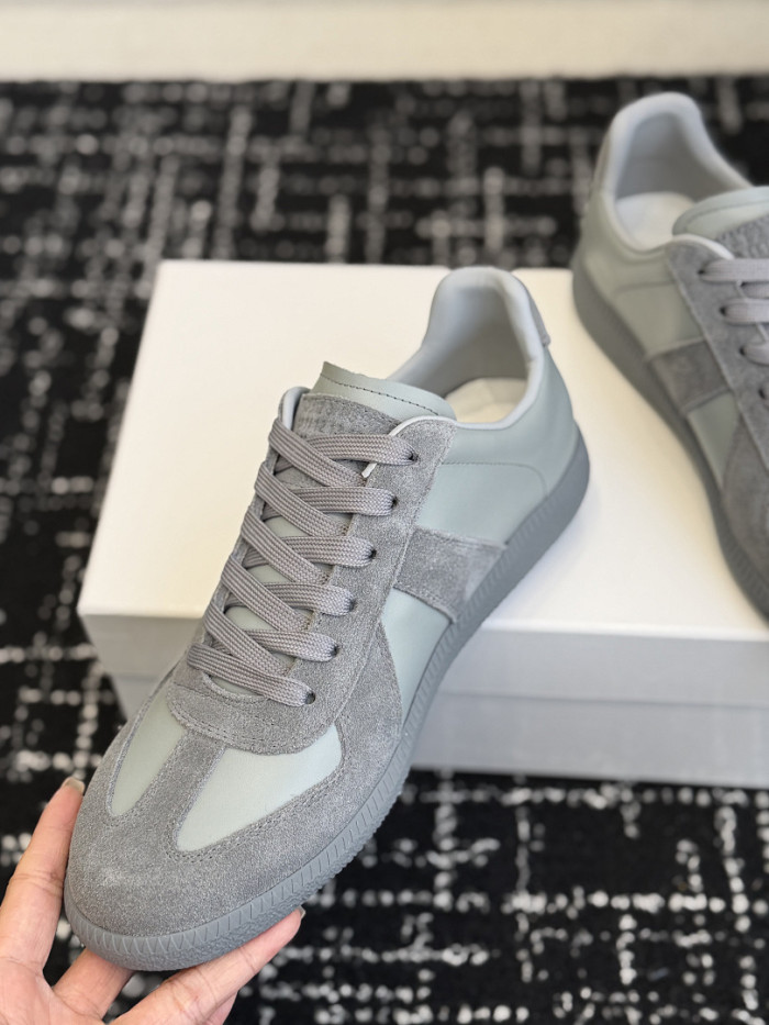 Ma1s0n Marg*e1a CALFSKIN S57WS0360