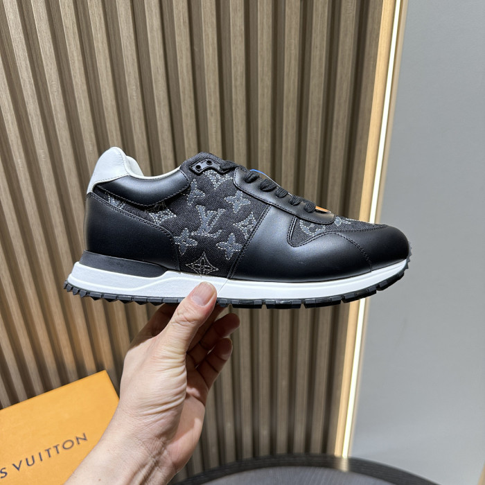 LV snekaers L0000695