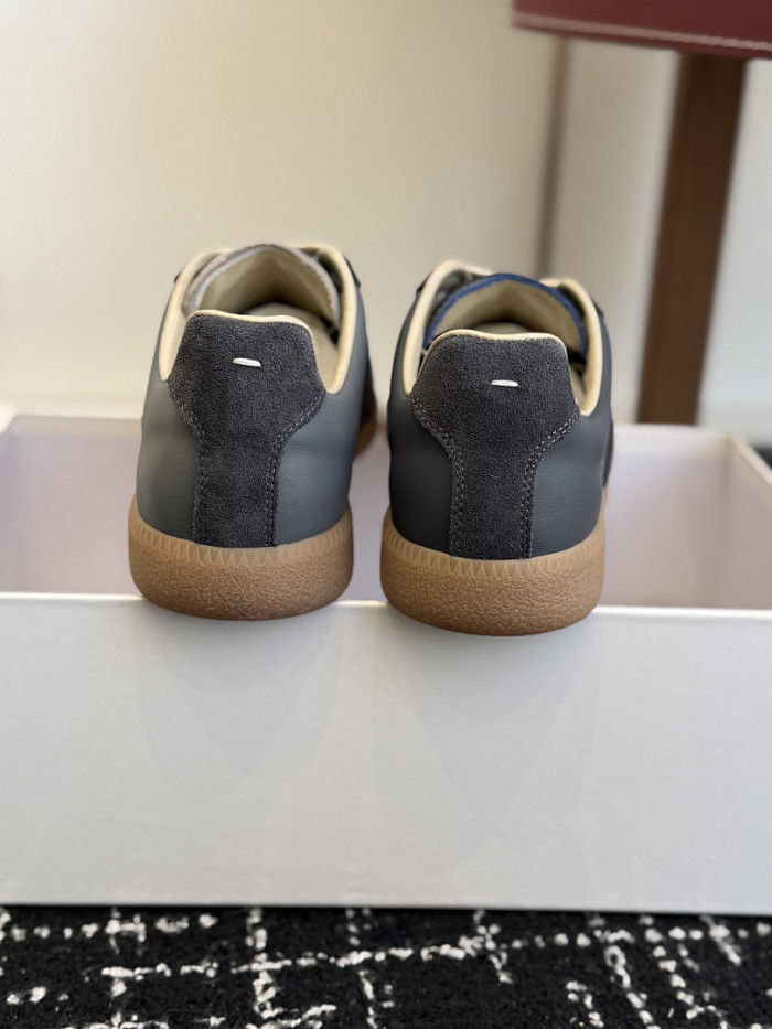 Ma1s0n Marg*e1a CALFSKIN S57WS0356