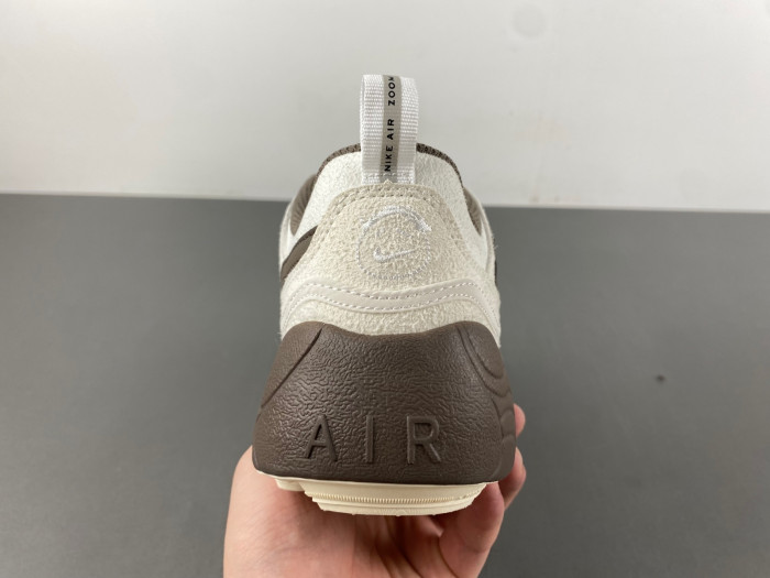 Nike Zoom Field Jaxx SP Travis Scott HQ3061-101