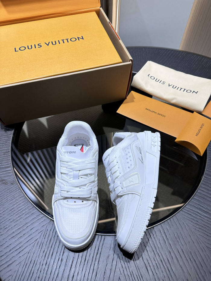 LV snekaers L0000367