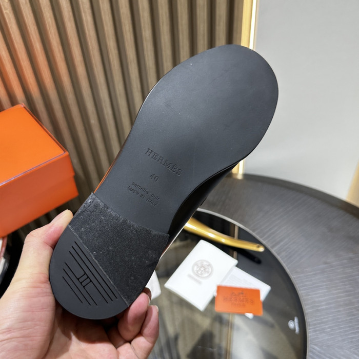 Hermes loafers HM062