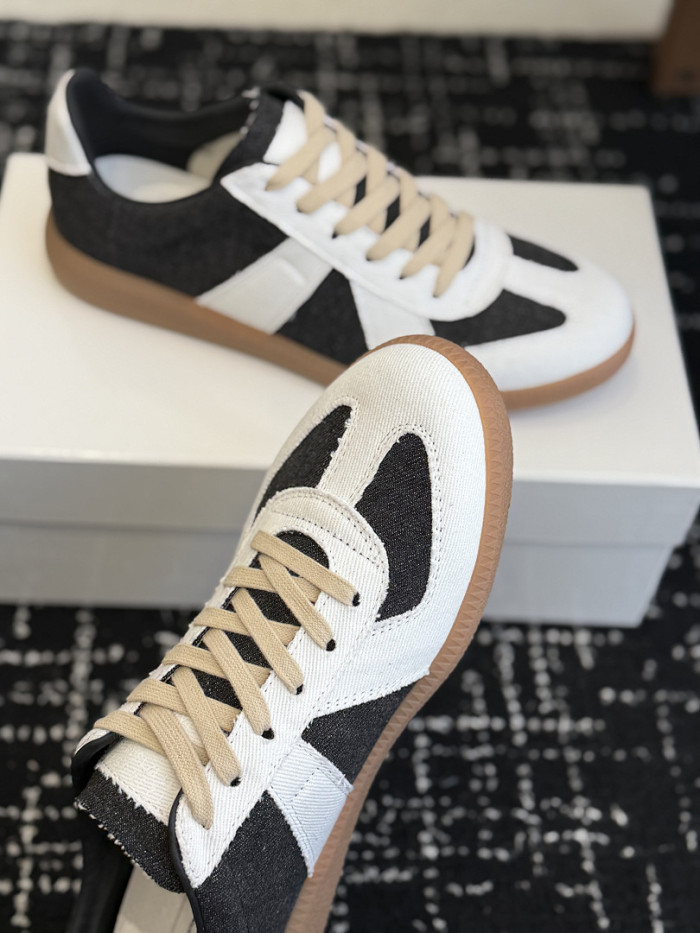Ma1s0n Marg*e1a CALFSKIN S57WS0359