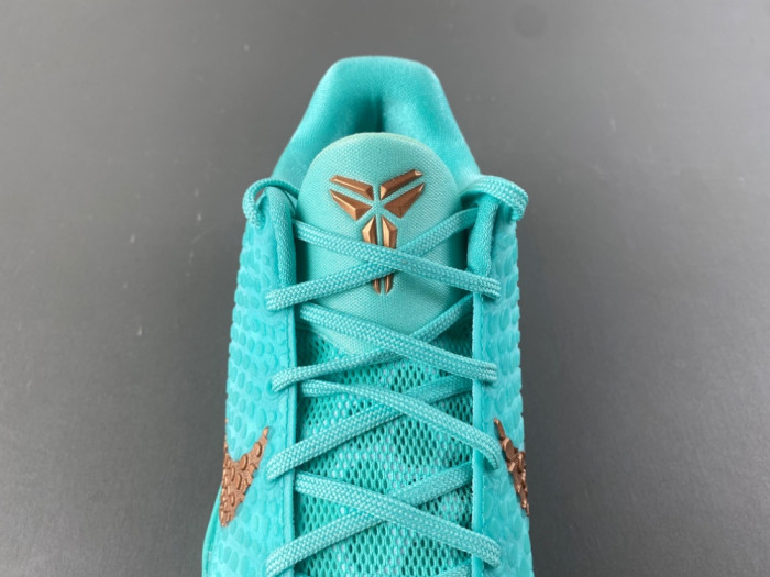 Nike Kobe 6 Protro Jalen Brunson Statue of Liberty IQ5774-300