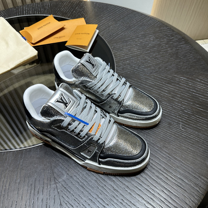 LV snekaers L0000706