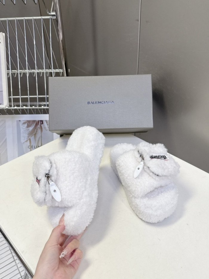 Balenciag* Sandal BS84