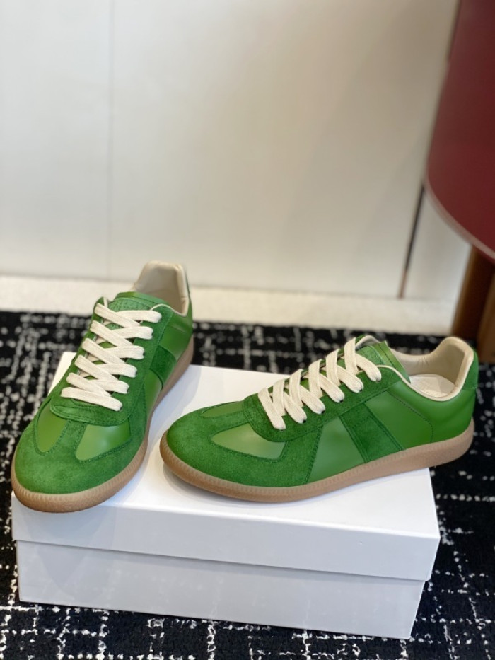 Ma1s0n Marg*e1a CALFSKIN S57WS0346