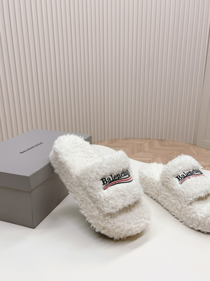 Balenciag* Sandal BS78