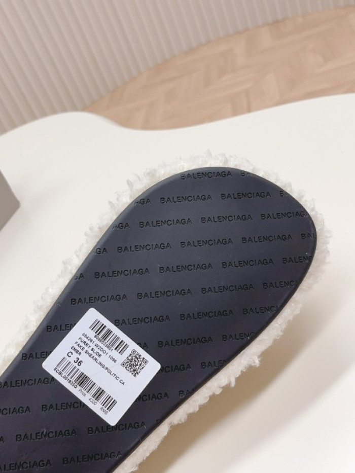 Balenciag* Sandal BS78