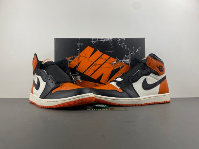 Air Jordan 1 Retro High OG Shattered Backboard DZ5485-008
