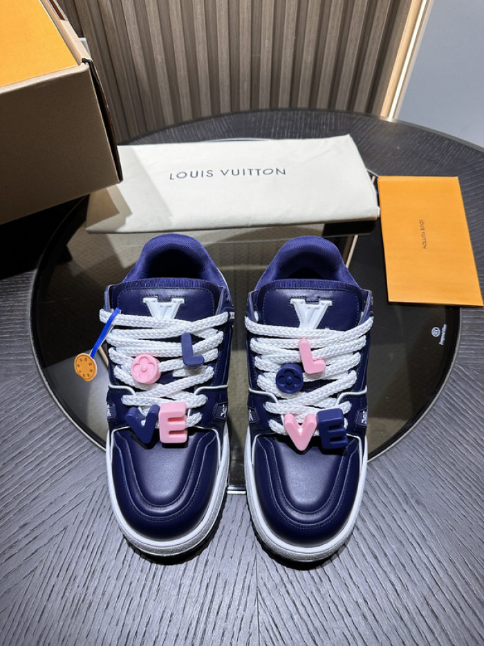 LV snekaers L0000404