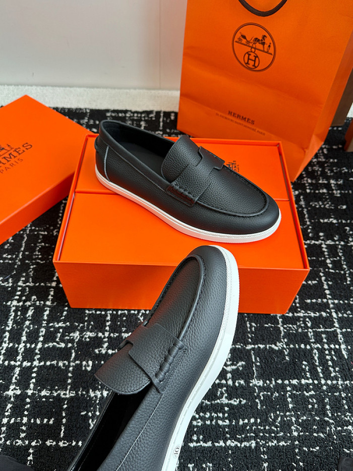 Hermes loafers HM092