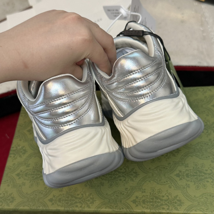 G*u*i* sneaker gc146